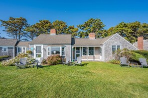 Welcome to cottage 32- Lost At Seaside