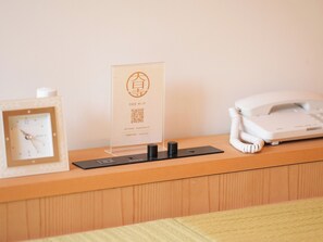 ・[Room facilities] All rooms are equipped with Wi-Fi, so you can comfortably research your trip for the next day or use social media.