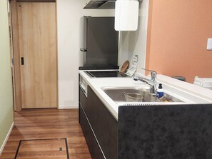 ・[Kitchen/Rosemary] You can feel free to cook in the private kitchen equipped with an induction stove.