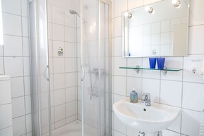 Dusche/ WC