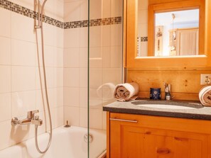 Plumbing Fixture, Interior Design, Bathroom, Flooring, Sink, Wood, Tap, Floor, Plumbing, Cabinetry