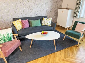 Meubles, Design Intérieur, Textile, Sol, Canapé, Salon, Sol, Coussin, Domicile, Throw Pillow