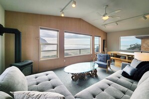 Relax and watch the tides in the bay.