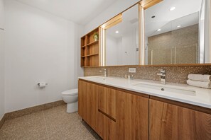145-369WestGrandAvenue-Chicago-IL-60654-SMALL