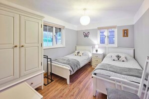 Dovecote View, Erpingham - Host & Stay