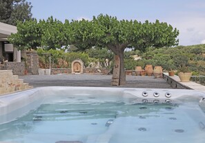 Bubbelpool utomhus