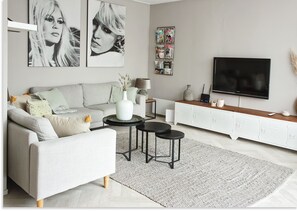 Living room (3)