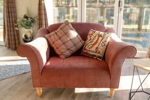 Snuggle Chair