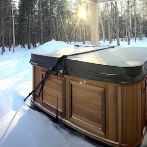 Bain à remous extérieur