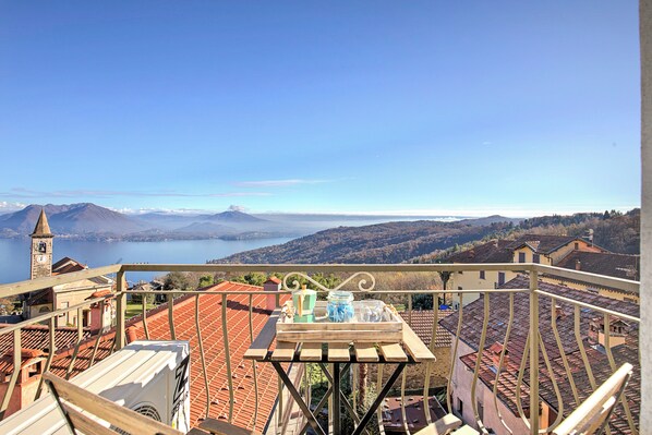 Lake View