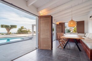 Outdoor dining area