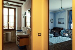 Wand, Holz, Interior Design, Zimmer, Möbel, Fussboden, Schlafzimmer, Bilderrahmen, Wohnung, Bett