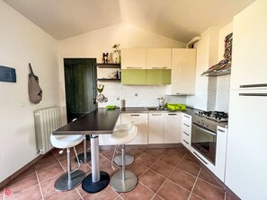 Estate, Yard, Balcony, Villa