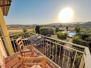 Estate, Yard, Balcony, Villa
