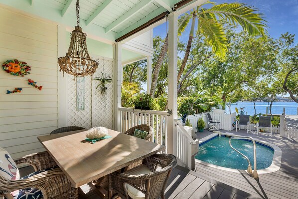 Your own slice of paradise!