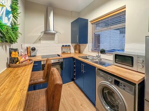 Kitchen 1 | Hogarth No. 2 - Hogarth by the Sea Apartments, Newbiggin-by-the-Sea