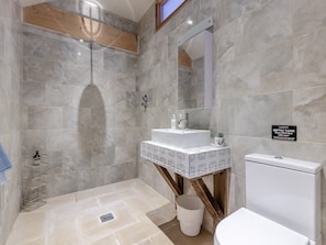 Bathroom | Orchard Barn, Thurlton