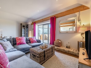 Open plan living space | Orchard Barn, Thurlton