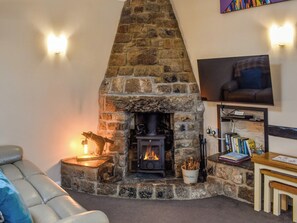 Living area | Linney Cottage - Fox Valley Cottages, Looe