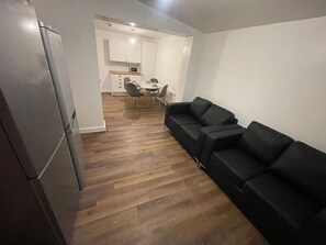 Spacious and Inviting – Relax, Unwind, and Feel at Home