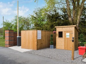 Exterior | Pine Meadows Retreat - Harwood Properties, Wilberfoss