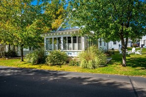 Welcome to Captain's Cottage!