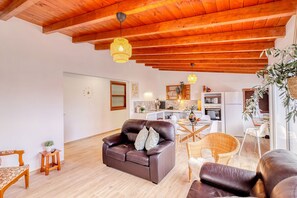 Living area, connected with inside dining area & fully equipped kitchen