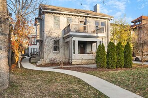 You'll have full access to both unit A & B, two separate 3 Bedroom homes with thoughtful design & furnishings, in Nashville's most sought after and walkable location of 12 South.
