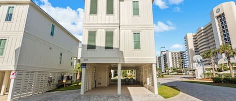 Bella Breeze - Signature Properties