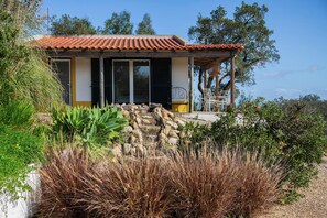 Pool house (private)