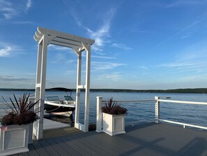 You can rent a boat and pull it right up to the dock.