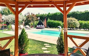 pool