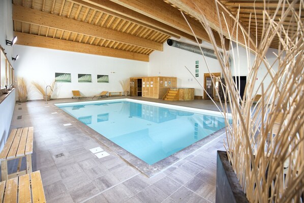 Holiday Home Swimming Pool