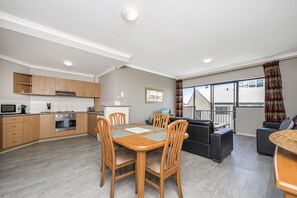 Kitchen/Dining Area/Living Area