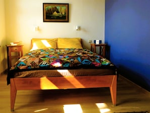 Schlafzimmer 1