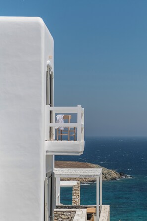 balcony with sea view