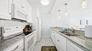 Fully equipped kitchen.