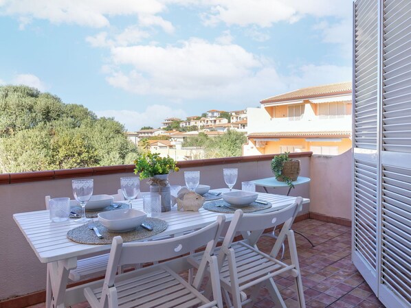Wohnung, Boot, Watercraft, Yachthafen, Eigentumswohnung, Balkon, Hafen, Hafen, Hotel, Boote Und Boating - Geräte Und Materialien