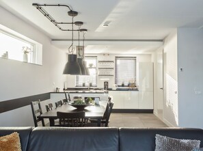 Dining room (1)