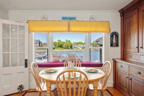 Breakfast nook with views