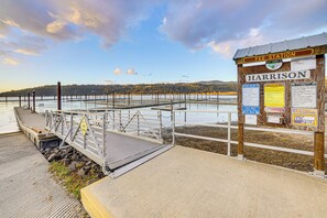 Walk to Marina