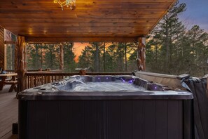 Hot tub