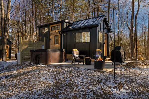 exterior view with hot tub