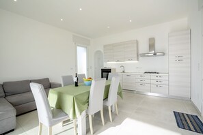 Kitchen and dining area