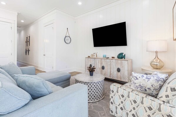 Living room 1: Smart TV, central heating with A/C, main floor
