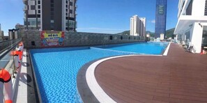 プール