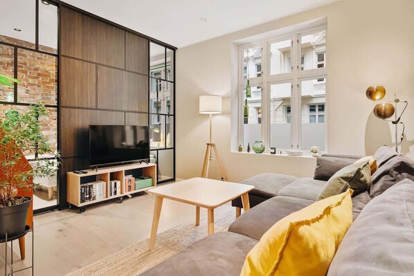 A modern oasis for relaxation and inspiration