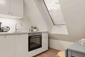 A kitchen that invites cooking and quality time together.
