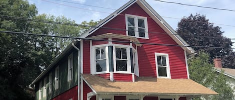 39 Pearl St. Street View