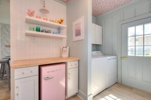Coffee bar & laundry area.